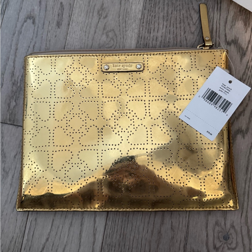Kate Spade Metro Spade Gold Heart Zipper Clutch Purse Large Zip Pouch WLRU2628